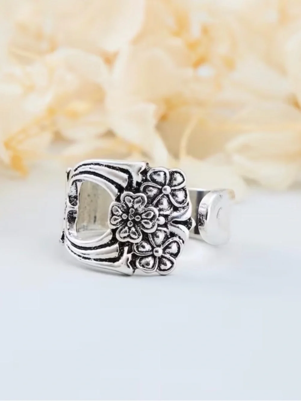 Western Ring Silver Floral Statement Ring - Silver Adjustable